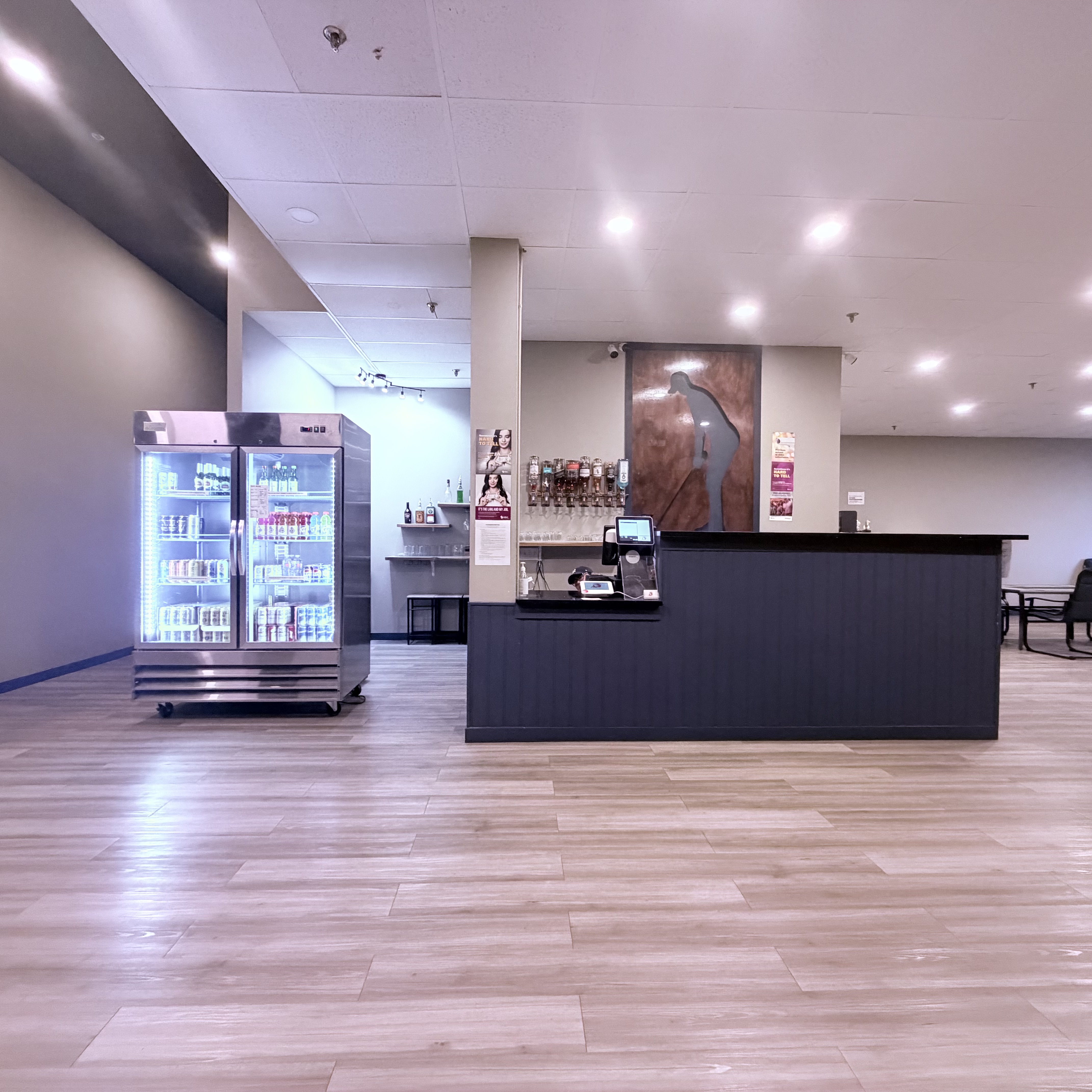 The food and drink counter at Ballistic Indoor Golf